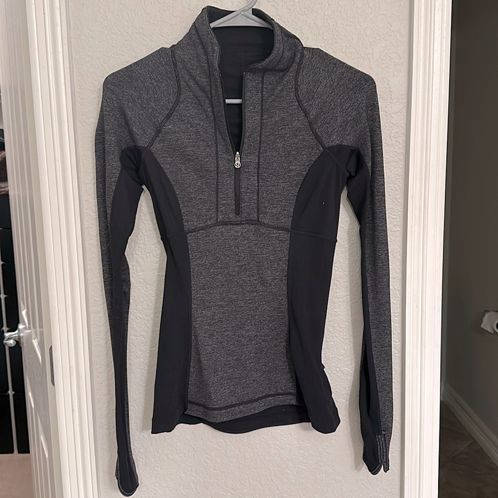 Lululemon reversible pullover
